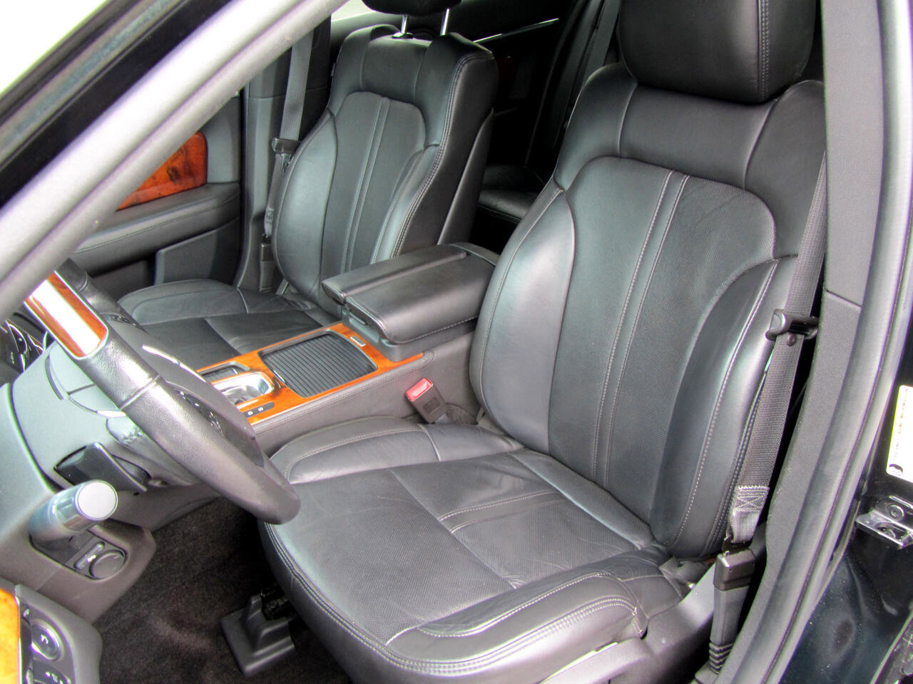 Used 2014 Lincoln MKS Elite w/ Equipment Group 201A image 18