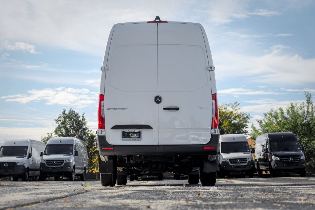 New 2025 Mercedes-Benz Sprinter 2500 image 8