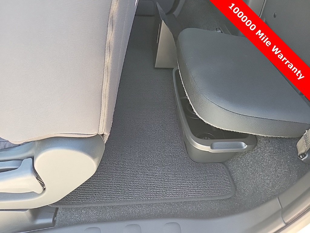 Used 2025 Nissan Frontier S image 34