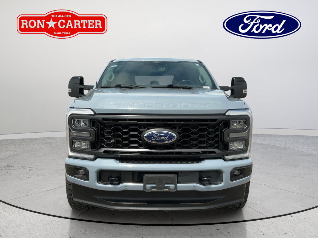 Used 2024 Ford F250 4x4 Crew Cab Super Duty image 2