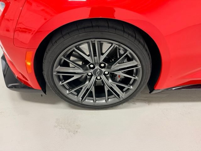 Certified 2023 Chevrolet Camaro ZL1 RWD image 17