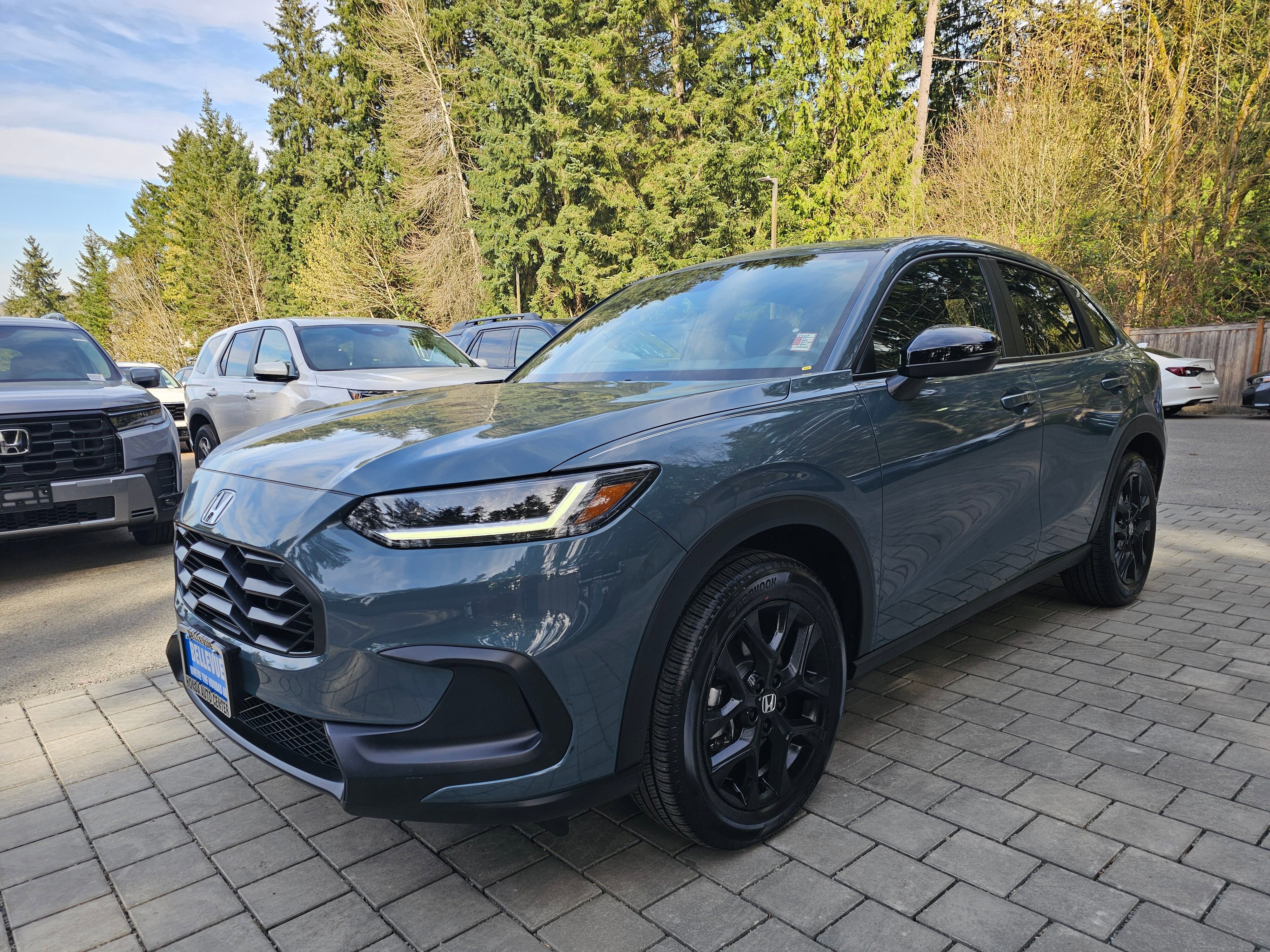 Certified 2025 Honda HR-V Sport image 3