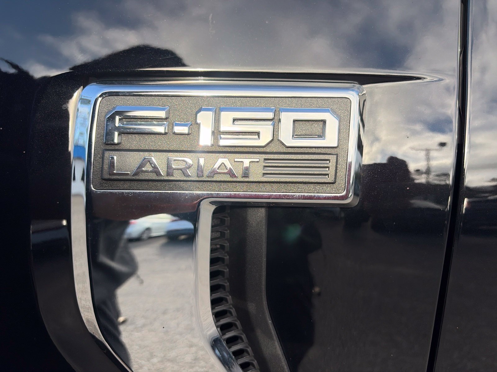 Used 2023 Ford F150 Lariat w/ Trailer Tow Package RWD image 12