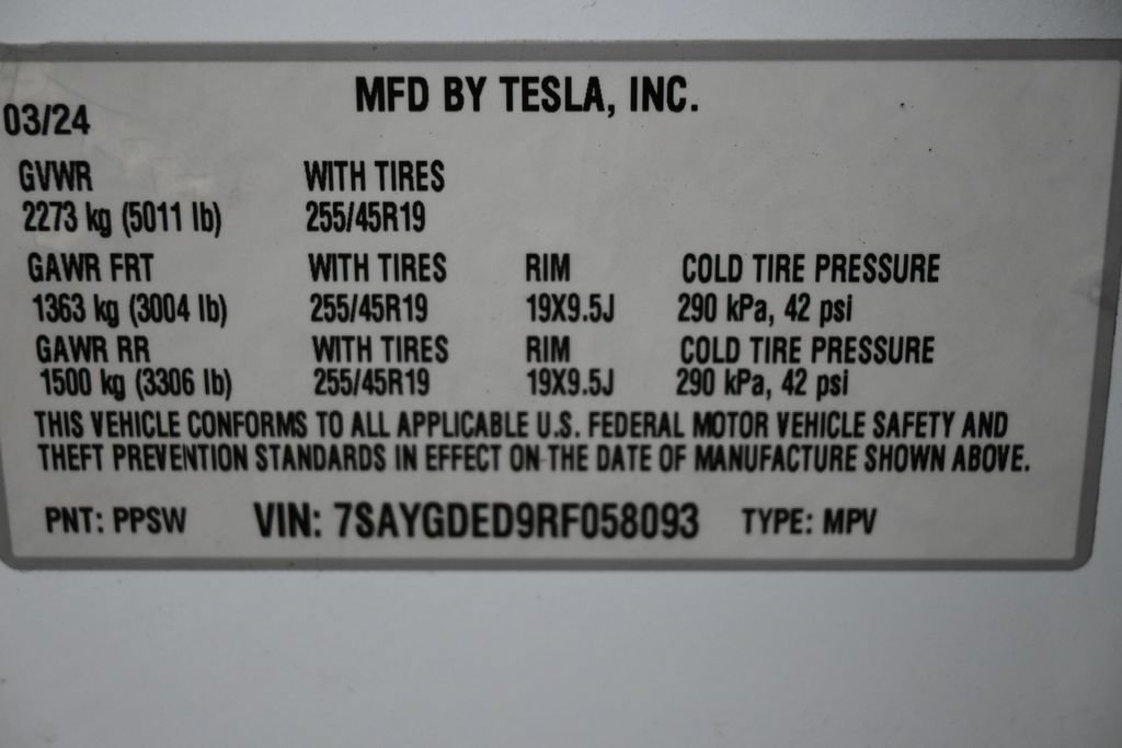 Used 2024 Tesla Model Y 2WD image 5