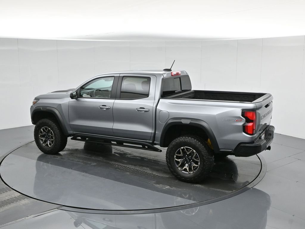 Used 2024 Chevrolet Colorado ZR2 w/ Technology Package image 46