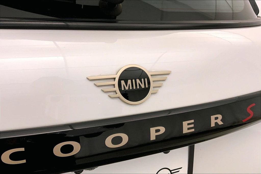 Certified 2025 MINI Cooper S image 30