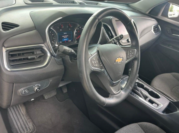 Used 2024 Chevrolet Equinox LT FWD image 9