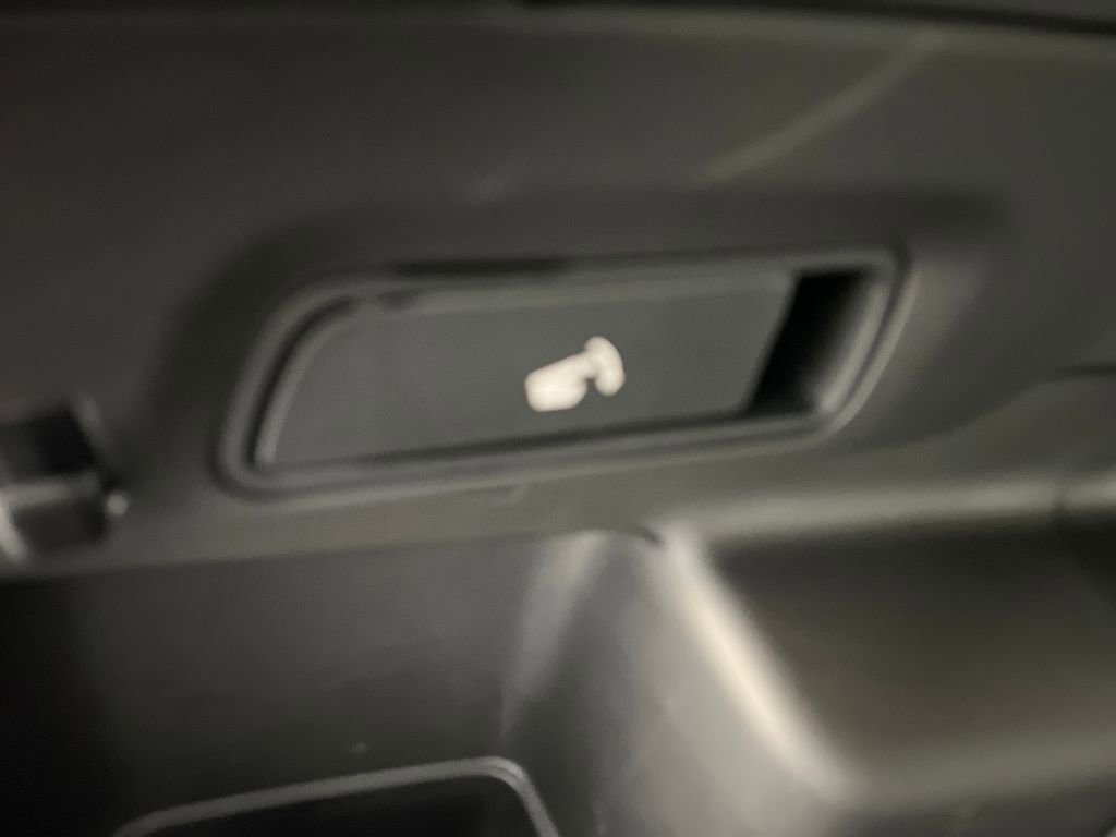 Used 2025 Mitsubishi Outlander SE AWD/4WD image 37