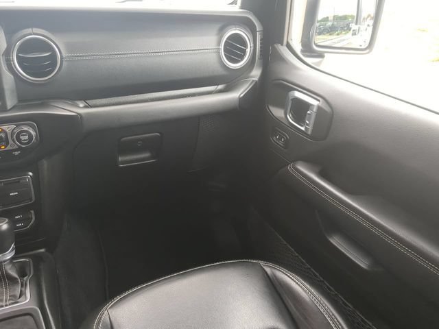 Used 2022 Jeep Gladiator Overland w/ Popular Equipment Package AWD/4WD image 16