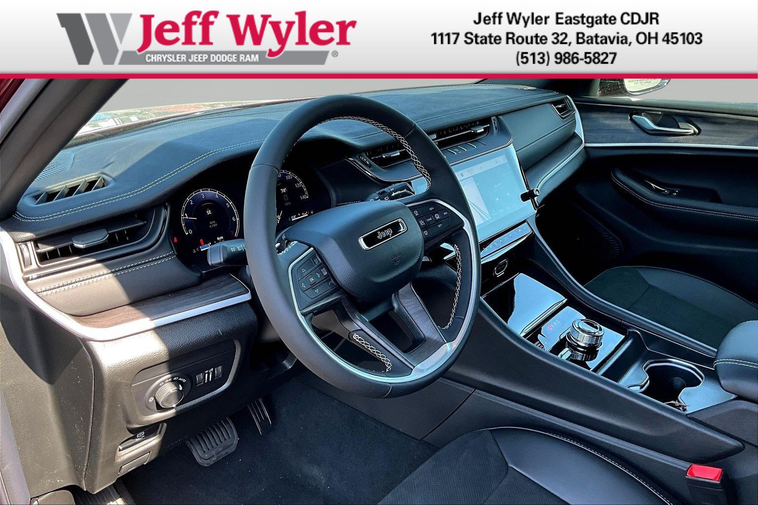 New 2026 Jeep Grand Cherokee Altitude AWD/4WD image 15