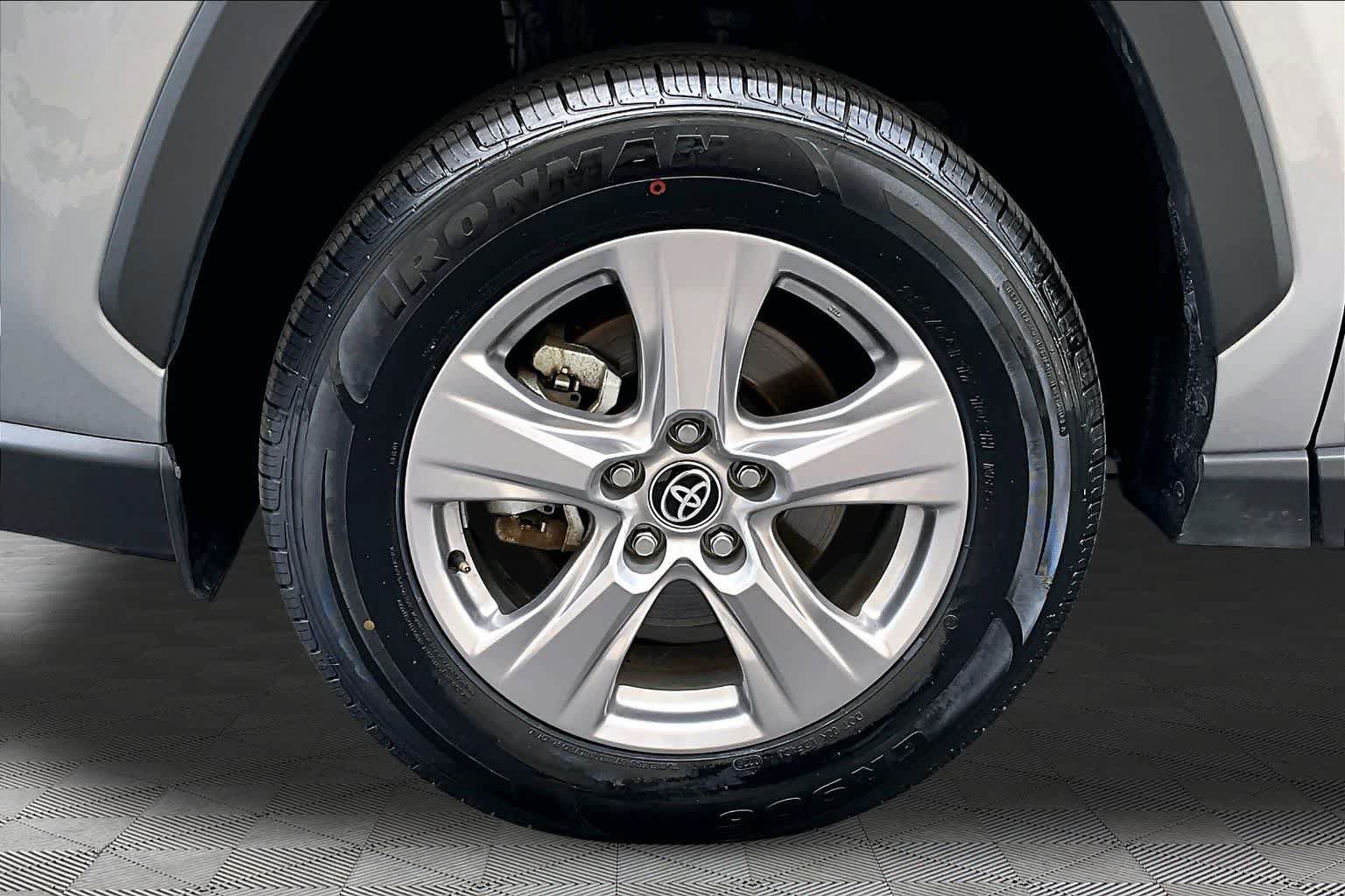 Certified 2025 Toyota RAV4 LE AWD/4WD image 11