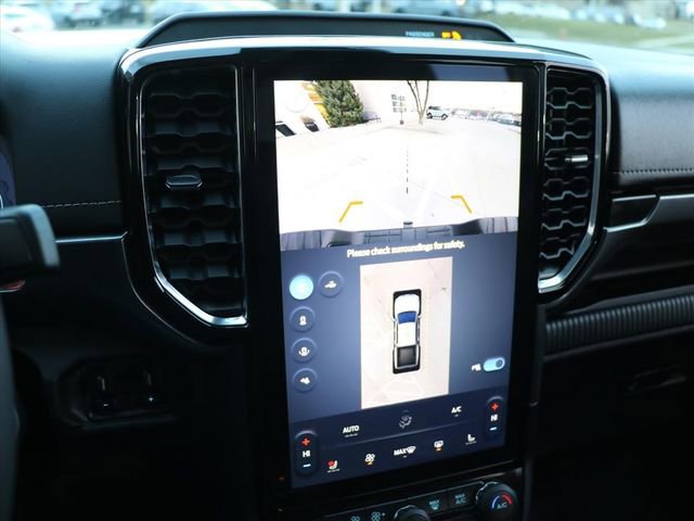 Used 2024 Ford Ranger Lariat w/ FX4 Off-Road Package image 27