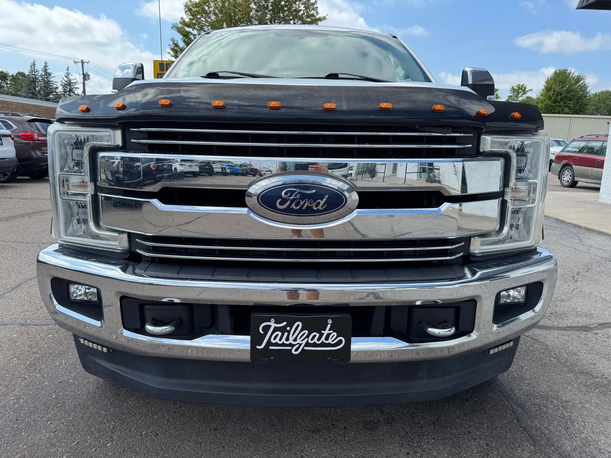 Used 2017 Ford F250 Lariat w/ Chrome Package image 3