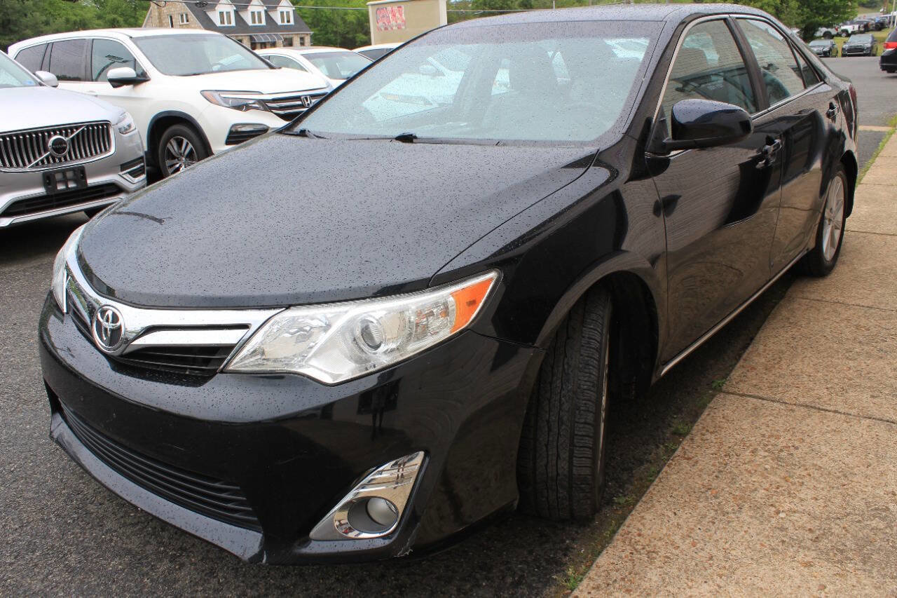 Used 2012 Toyota Camry XLE FWD image 5