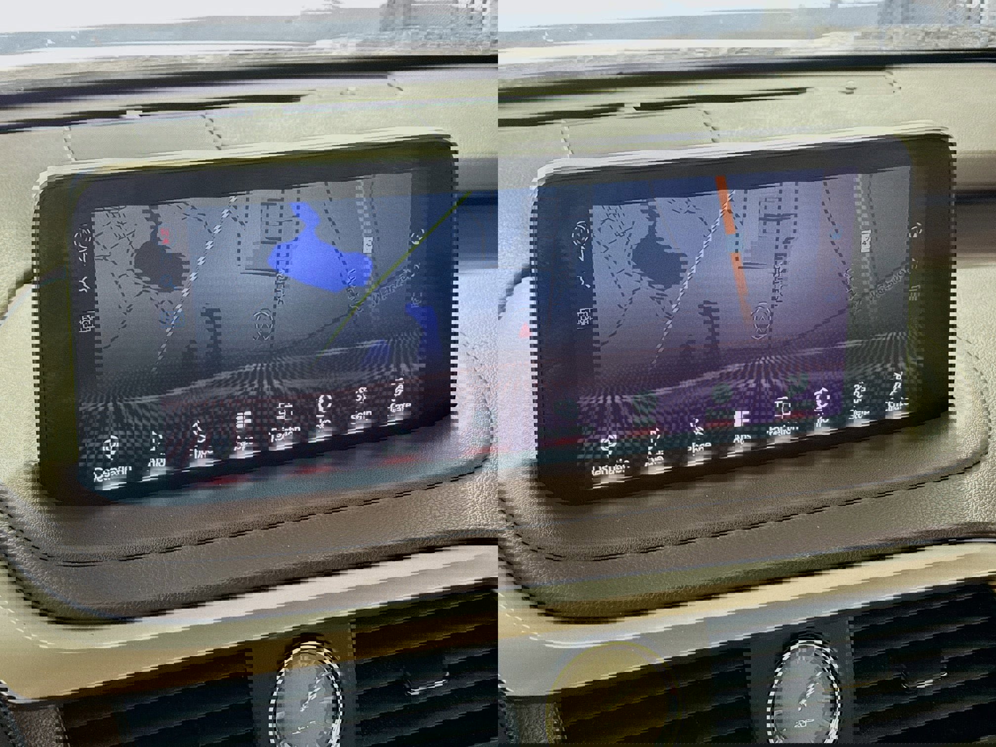 Used 2020 Lexus RX 350 AWD w/ Premium Package image 18