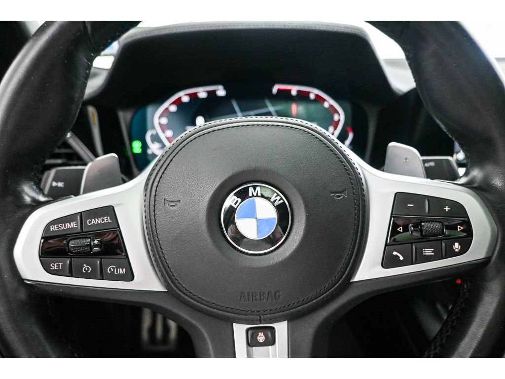 Used 2019 BMW 330i xDrive Sedan w/ M Sport Package AWD/4WD image 38