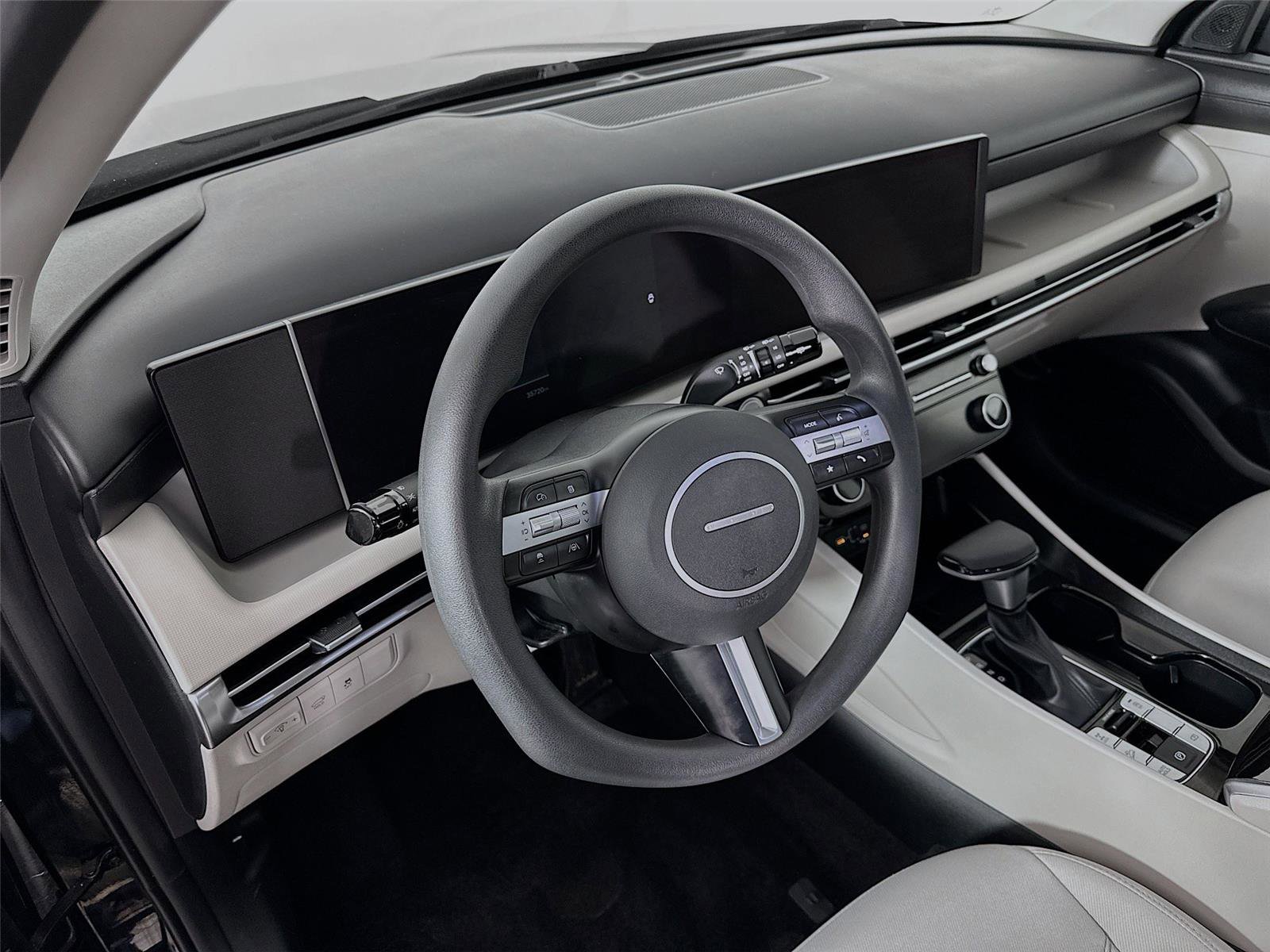 Used 2025 Hyundai Tucson SEL image 23