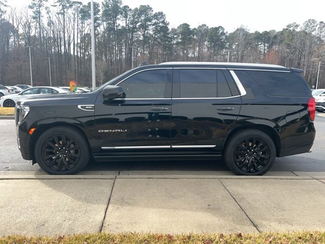 Used 2023 GMC Yukon Denali w/ Denali Reserve Package image 4