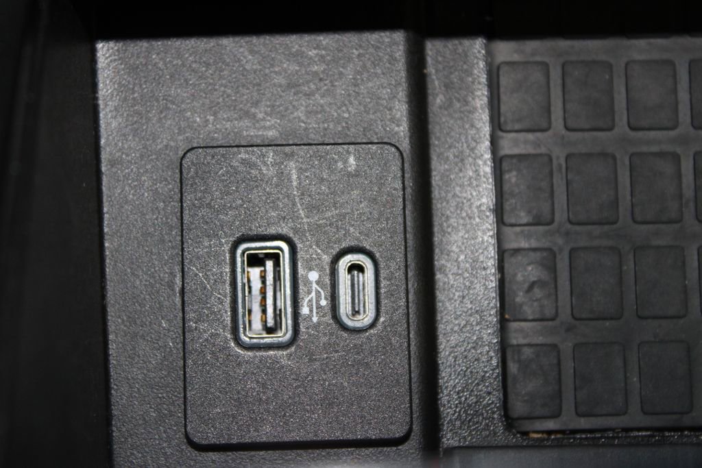 Used 2021 Ford Expedition Platinum image 54