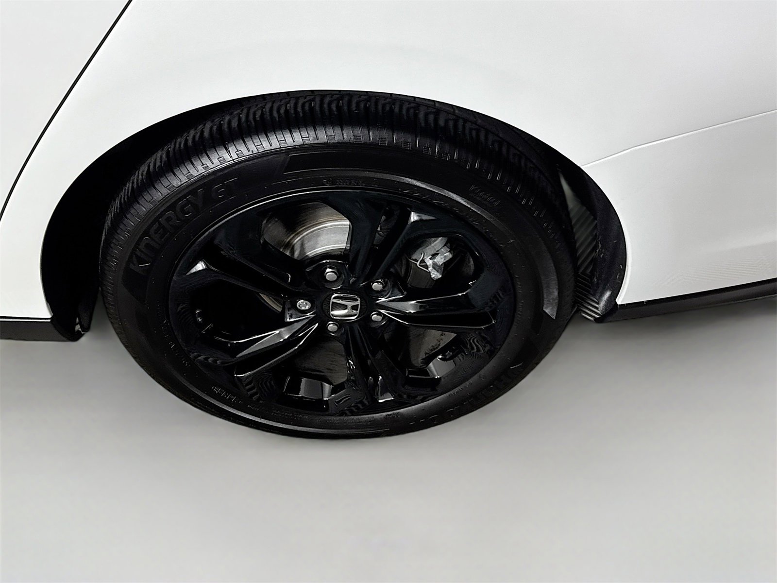 Used 2025 Honda Accord SE image 25