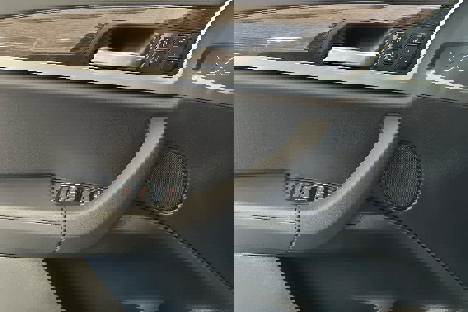 Used 2022 BMW X3 xDrive30i w/ Convenience Package w/ZPA image 12