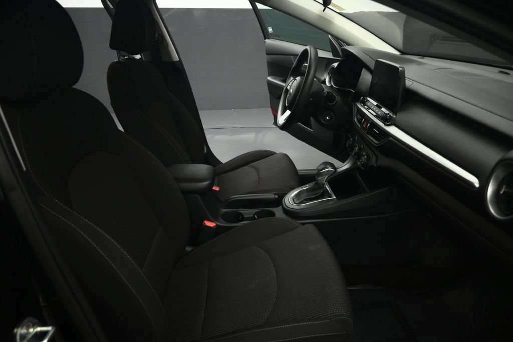 Used 2020 Kia Forte LXS FWD image 53