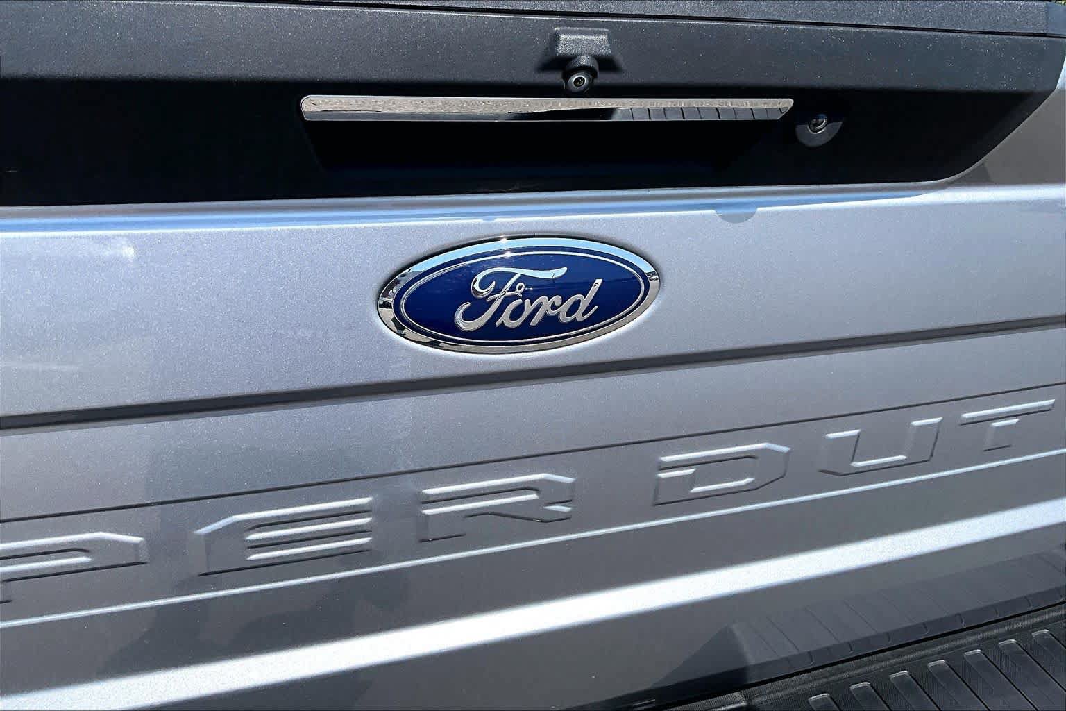 Used 2020 Ford F250 Lariat w/ Lariat Ultimate Package AWD/4WD image 10