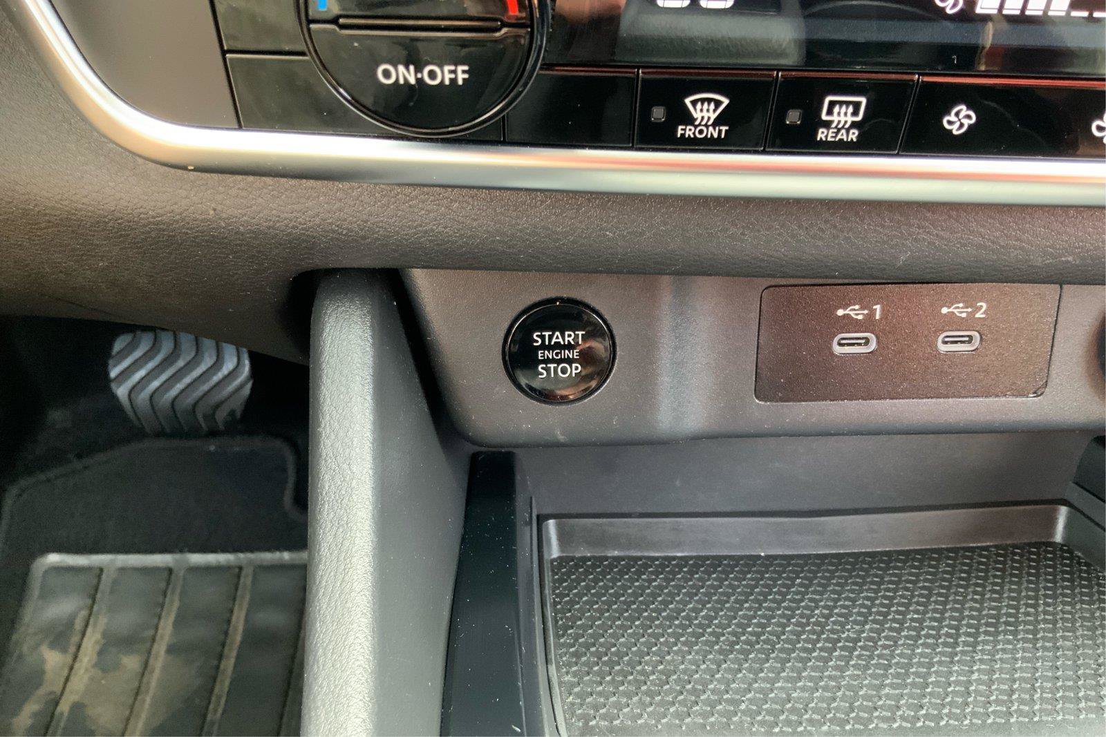 Used 2025 Nissan Rogue SV AWD/4WD image 34