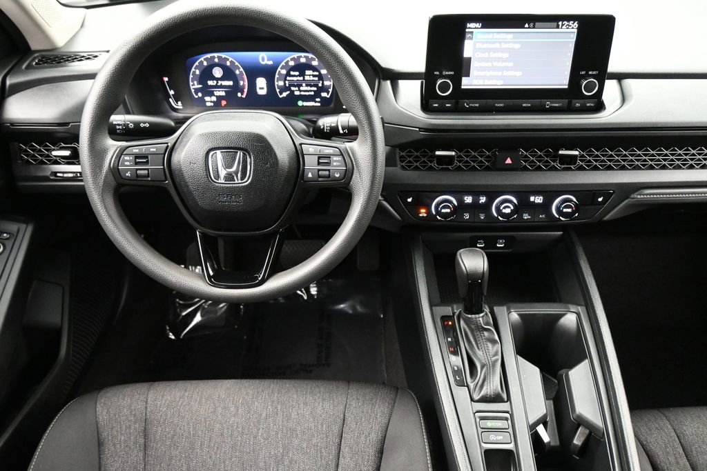 Used 2025 Honda Accord SE image 5