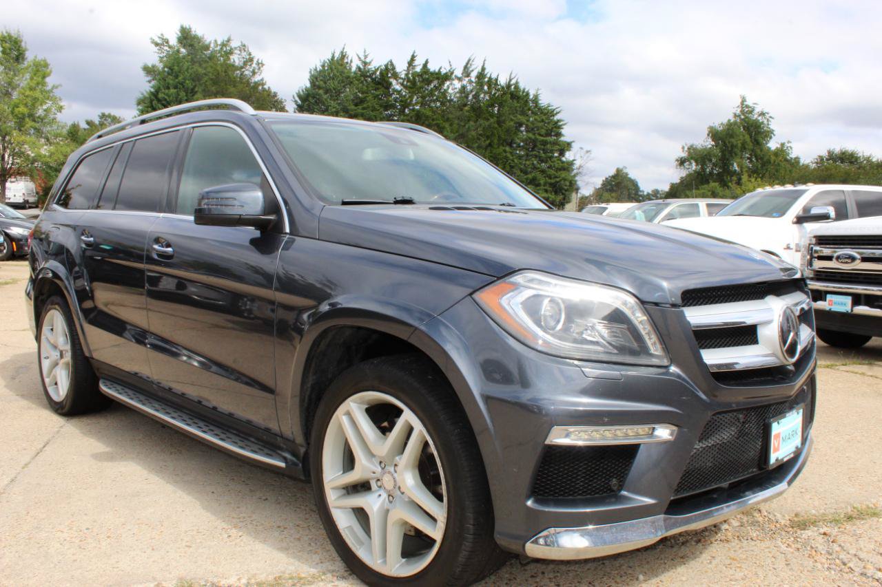 Used 2014 Mercedes-Benz GL 550 4MATIC image 11