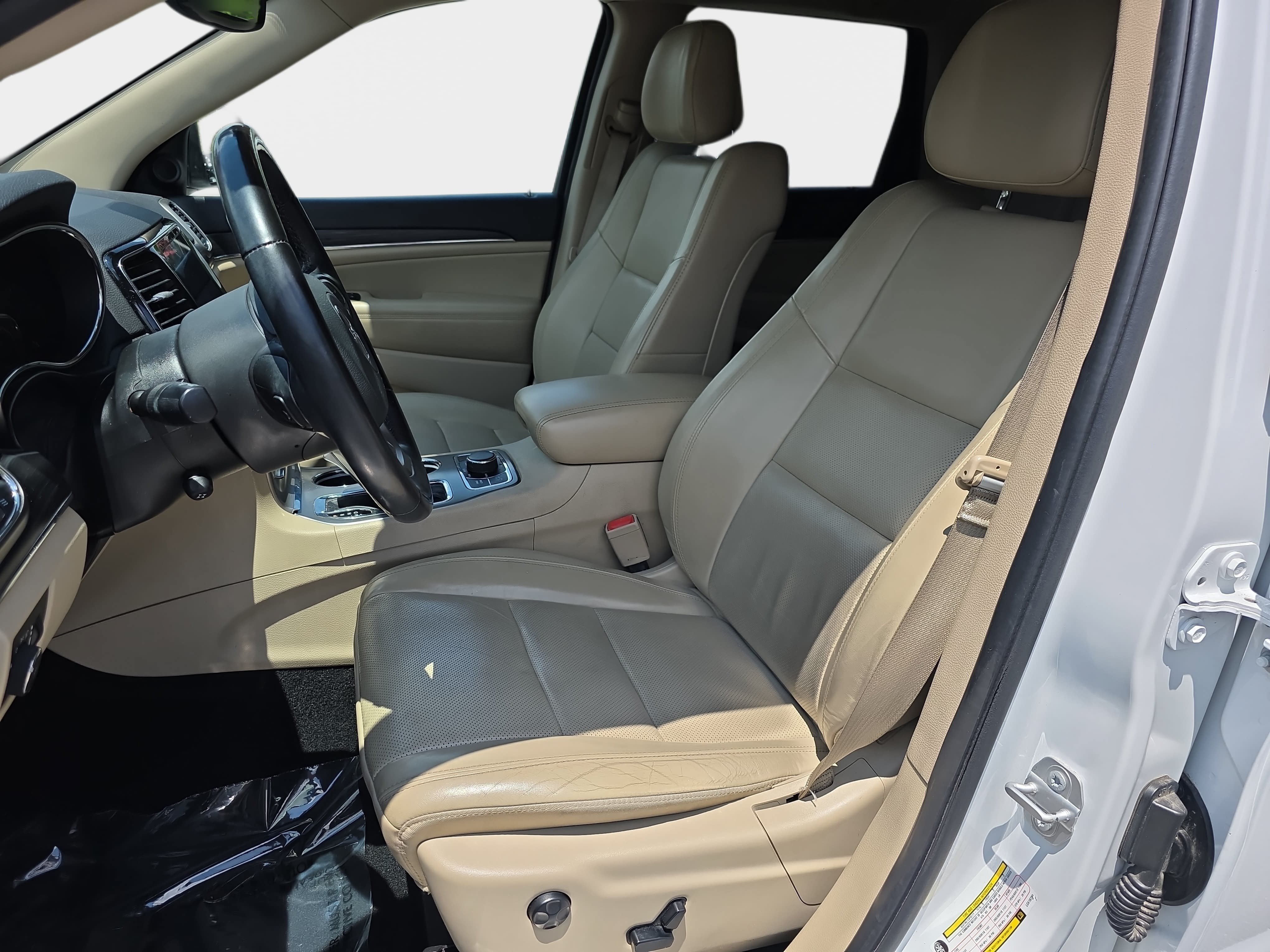Used 2020 Jeep Grand Cherokee Limited w/ Luxury Group II AWD/4WD image 13