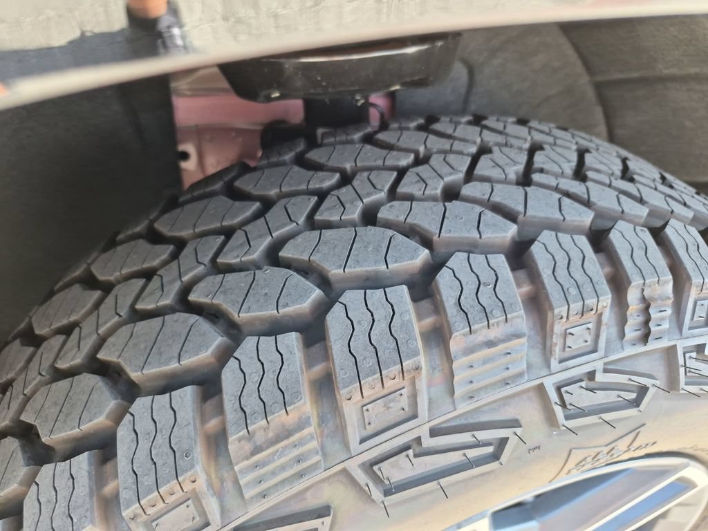 New 2026 GMC Terrain AT4 w/ Convenience Package III AWD/4WD image 17
