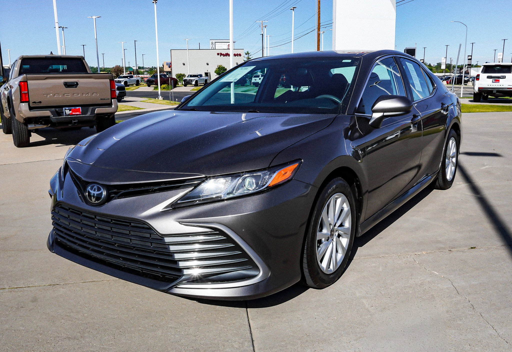 Certified 2023 Toyota Camry LE FWD image 4