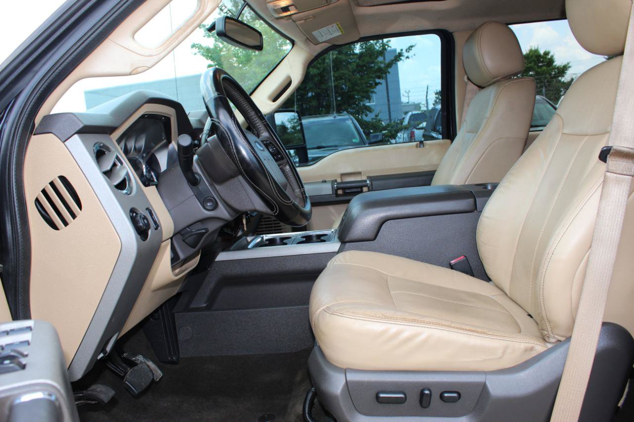 Used 2013 Ford F250 Lariat w/ Lariat Ultimate Pkg AWD/4WD image 14