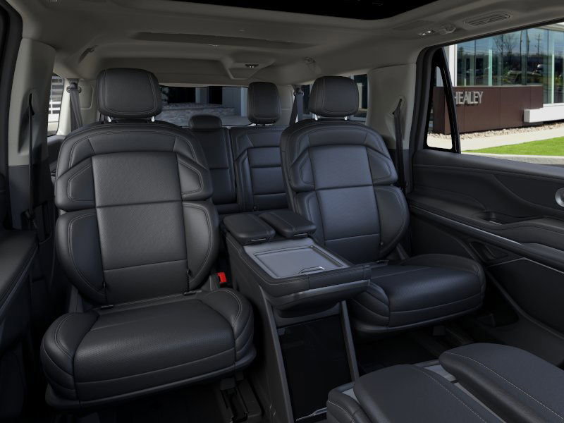 New 2026 Lincoln Navigator L Reserve image 11