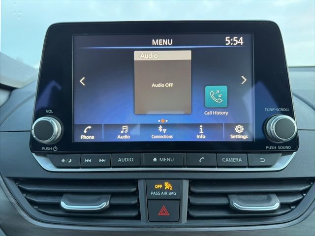 Used 2024 Nissan Altima 2.5 SV image 21