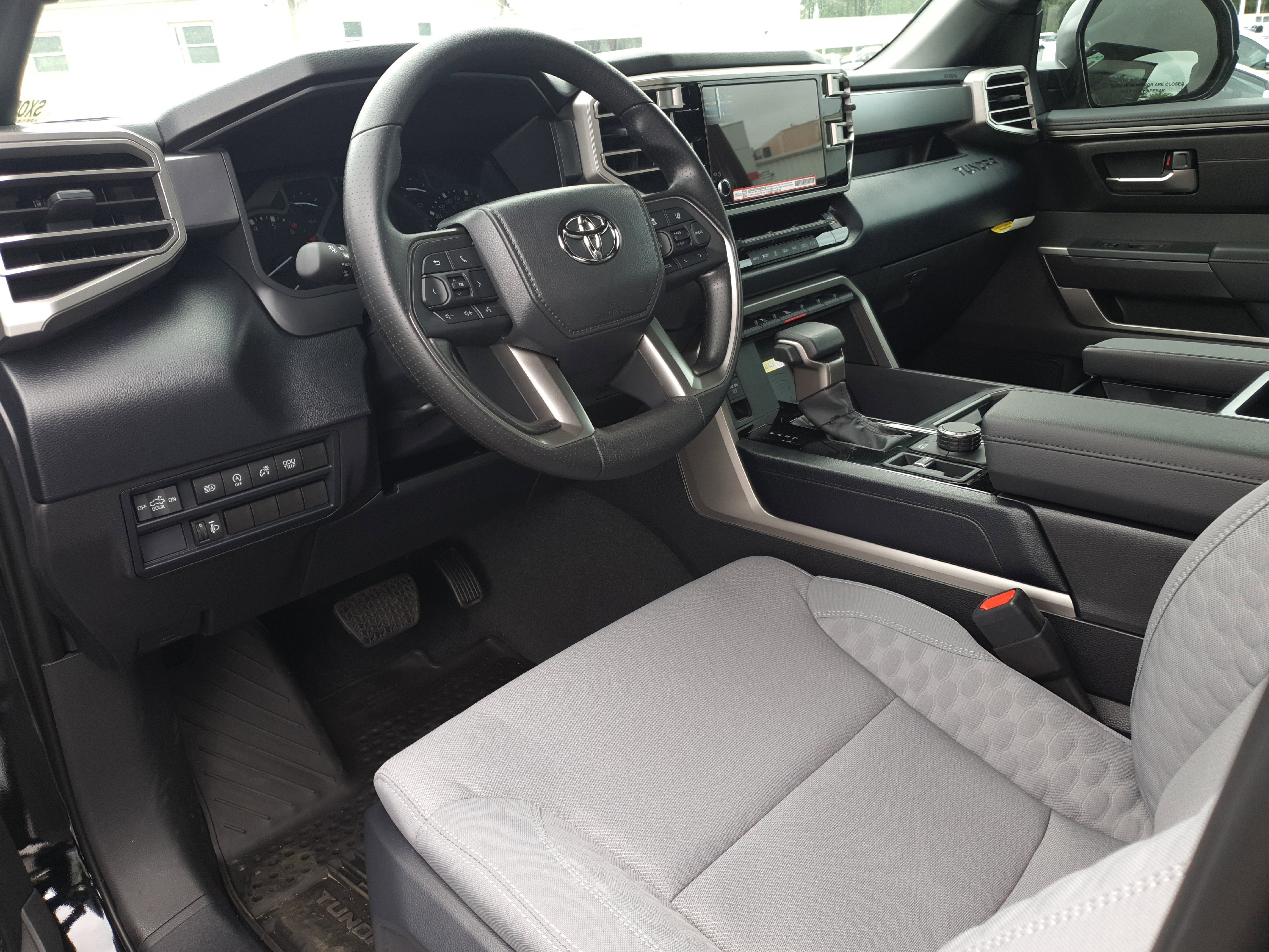 New 2025 Toyota Tundra SR5 image 17