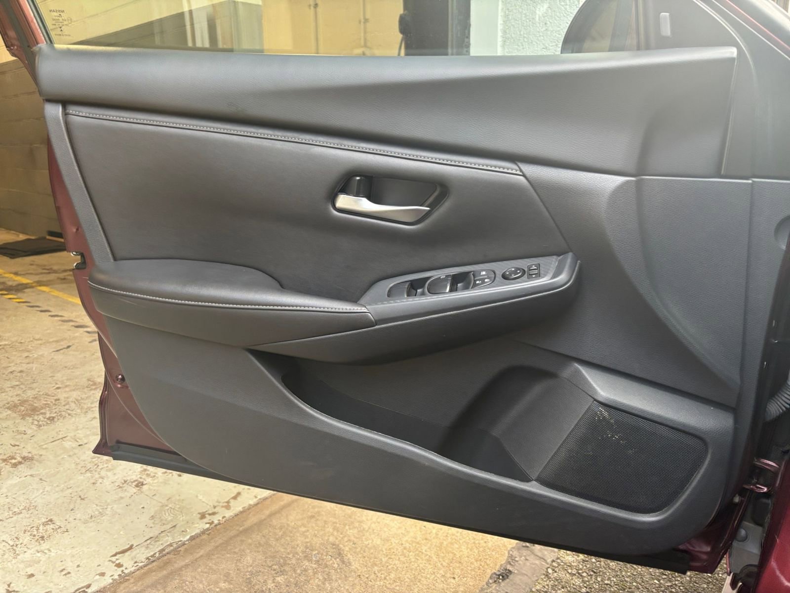 Used 2024 Nissan Sentra SV FWD image 18