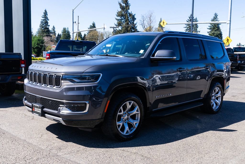 Used 2022 Jeep Wagoneer Series II AWD/4WD image 3