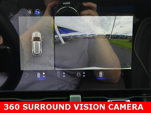 New 2026 Chevrolet Equinox LT w/ Safety and Technology Package image 7