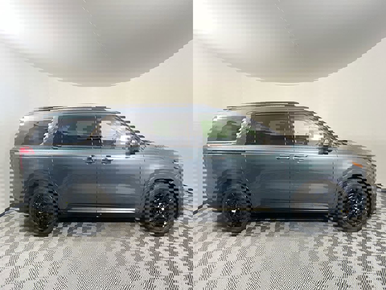 Certified 2026 Kia Carnival SX Prestige image 2