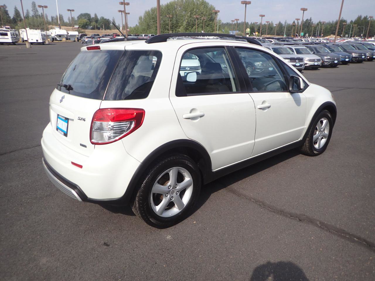 Used 2008 Suzuki SX4 AWD Hatchback image 5