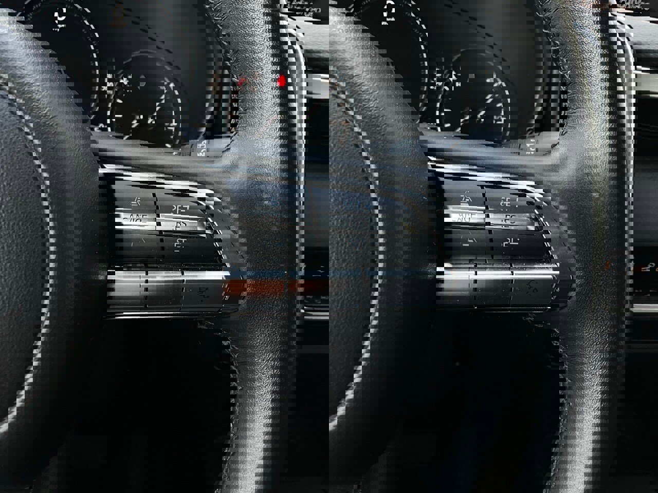 Used 2025 MAZDA CX-50 AWD 2.5 S w/ Select Package image 34