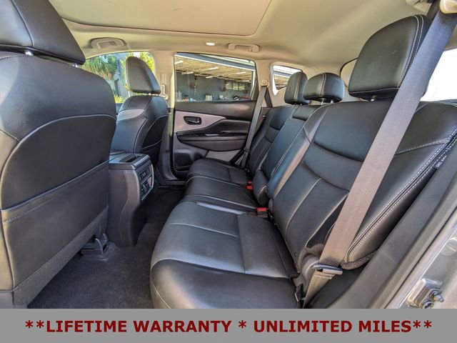 Used 2024 Nissan Murano SL image 16