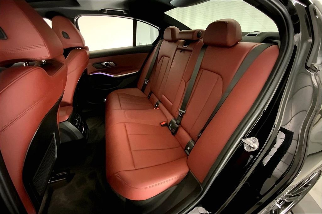 Used 2022 BMW 330i xDrive Sedan w/ Premium Package AWD/4WD image 14