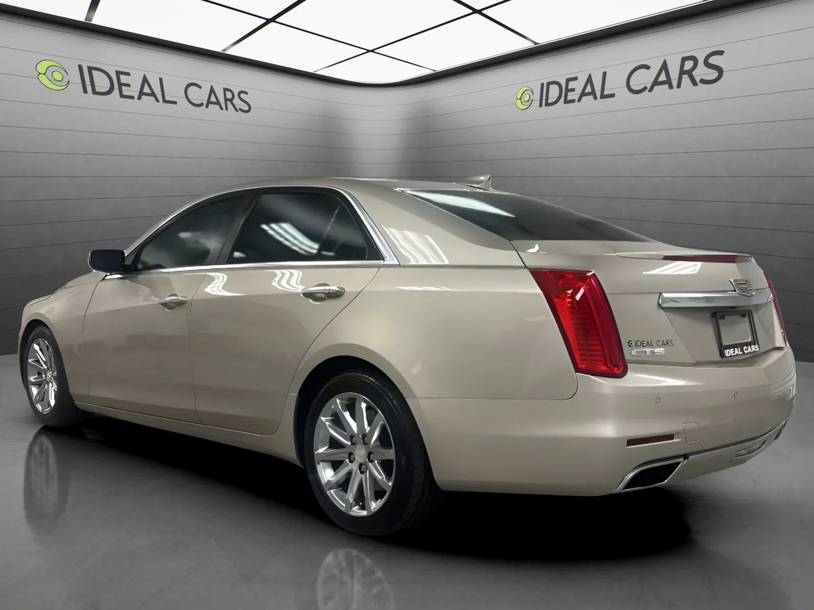 Used 2015 Cadillac CTS Sedan w/ Seating Package RWD image 7