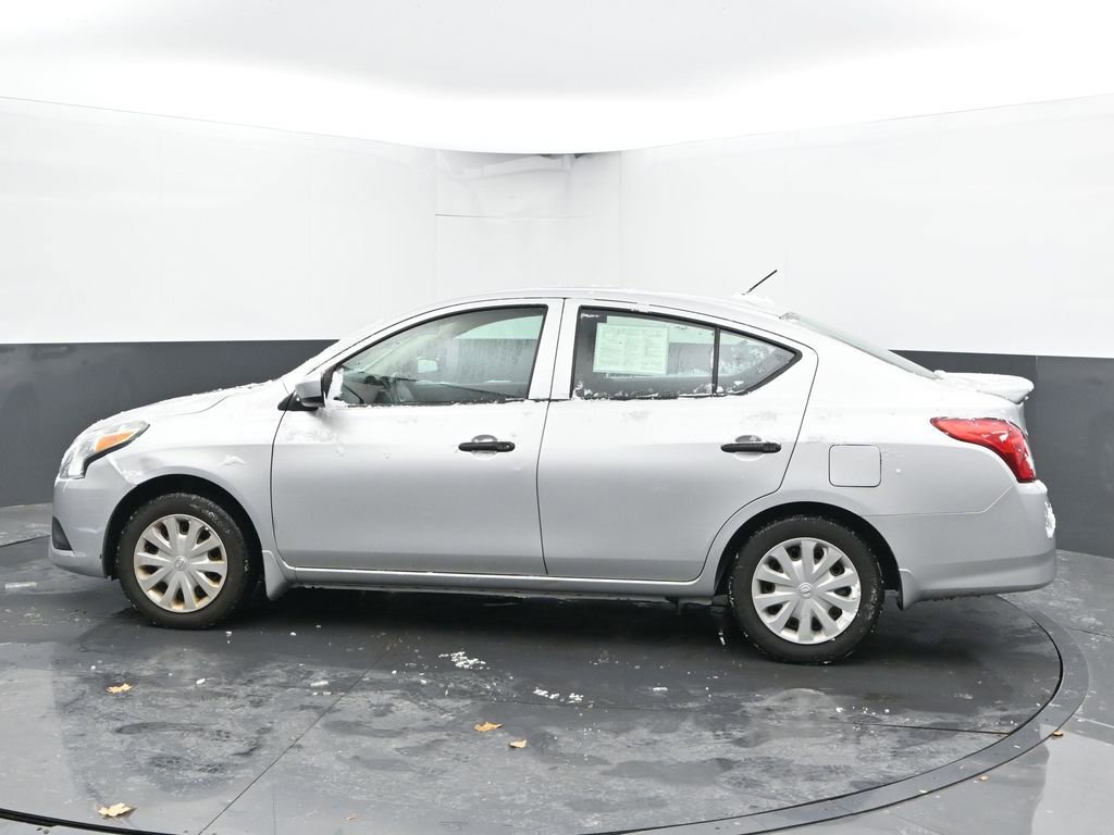 Used 2019 Nissan Versa S Plus image 7