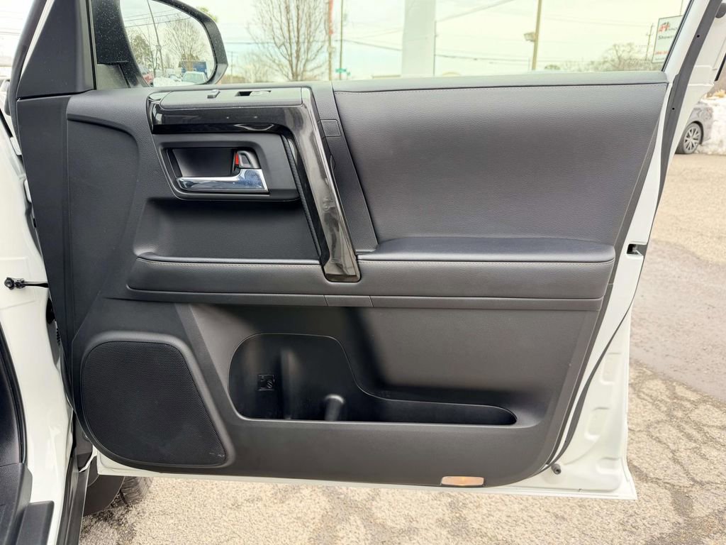 Certified 2023 Toyota 4Runner 40th Anniversary SE image 12