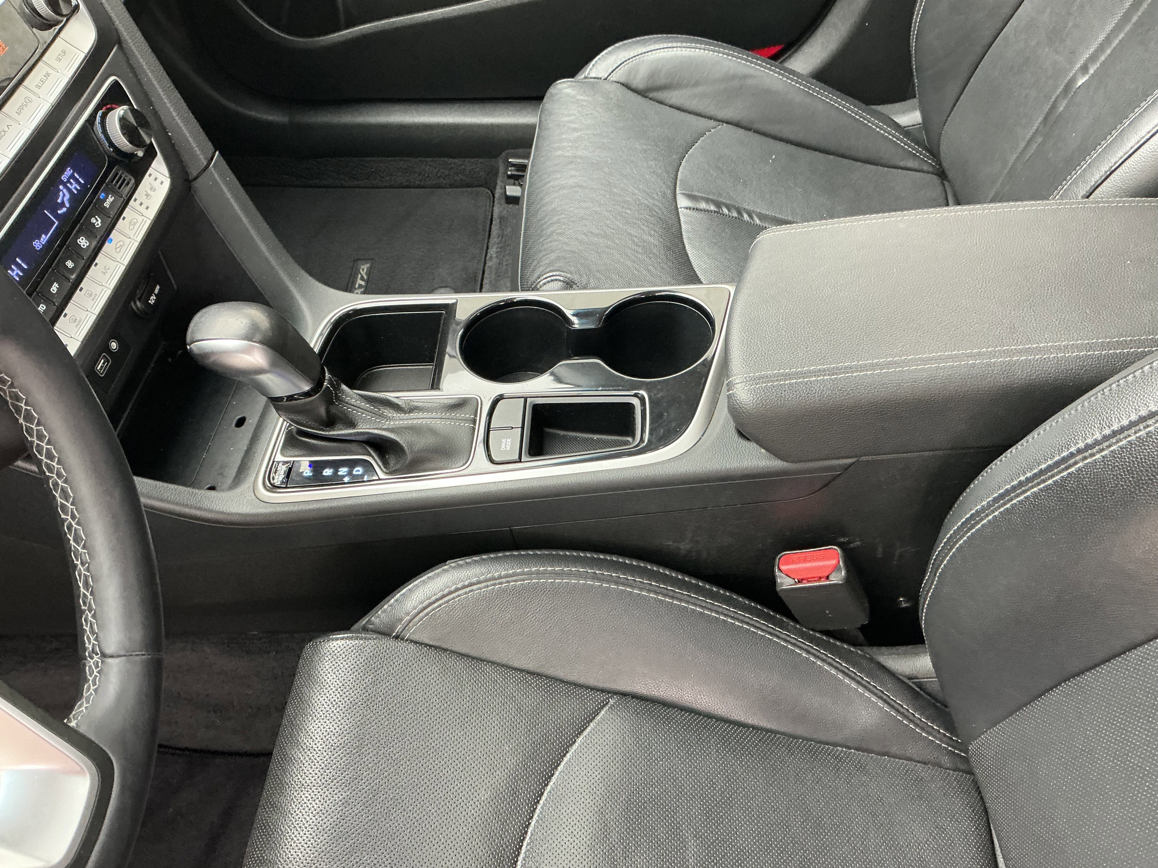 Used 2018 Hyundai Sonata Limited image 14