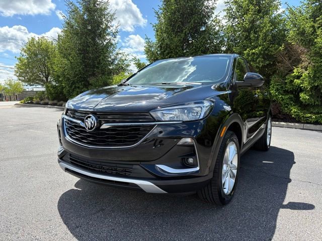 Used 2023 Buick Encore GX Preferred w/ Cold Weather Comfort Package AWD/4WD image 1